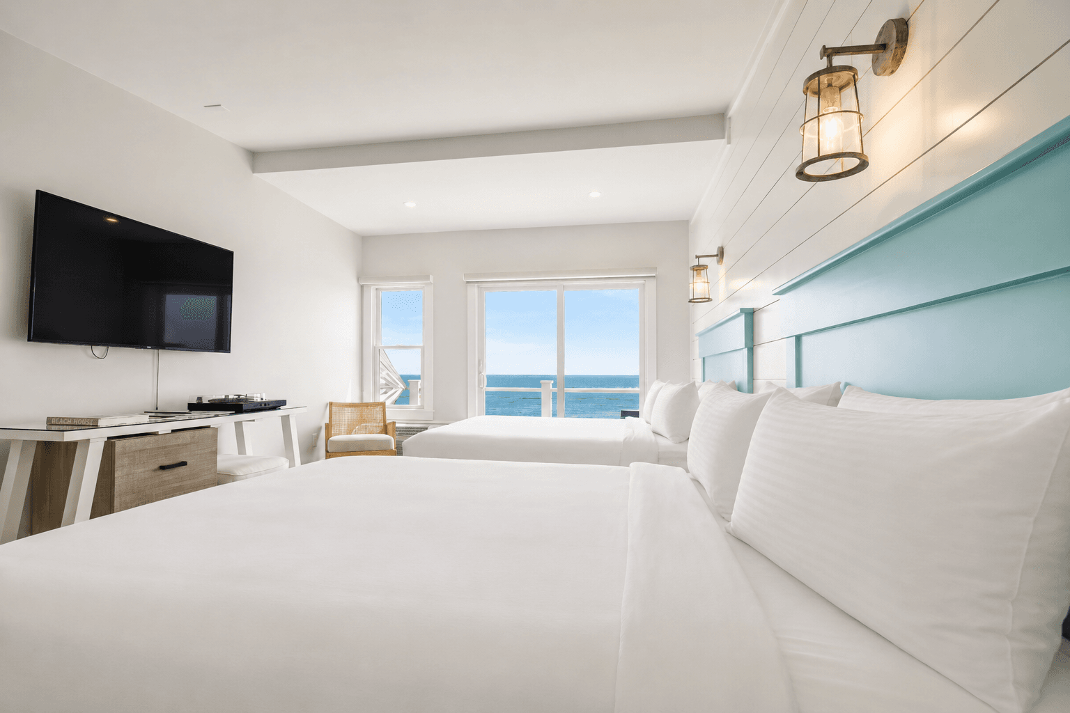 Tides Room Oceanfront Double Queen
